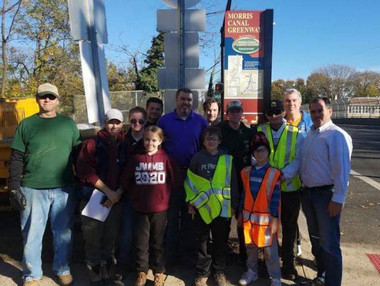 best_crop_e58a23470f309b18f2e9_Morris_Canal_Historical_Bloomfield_Nov_2018_a